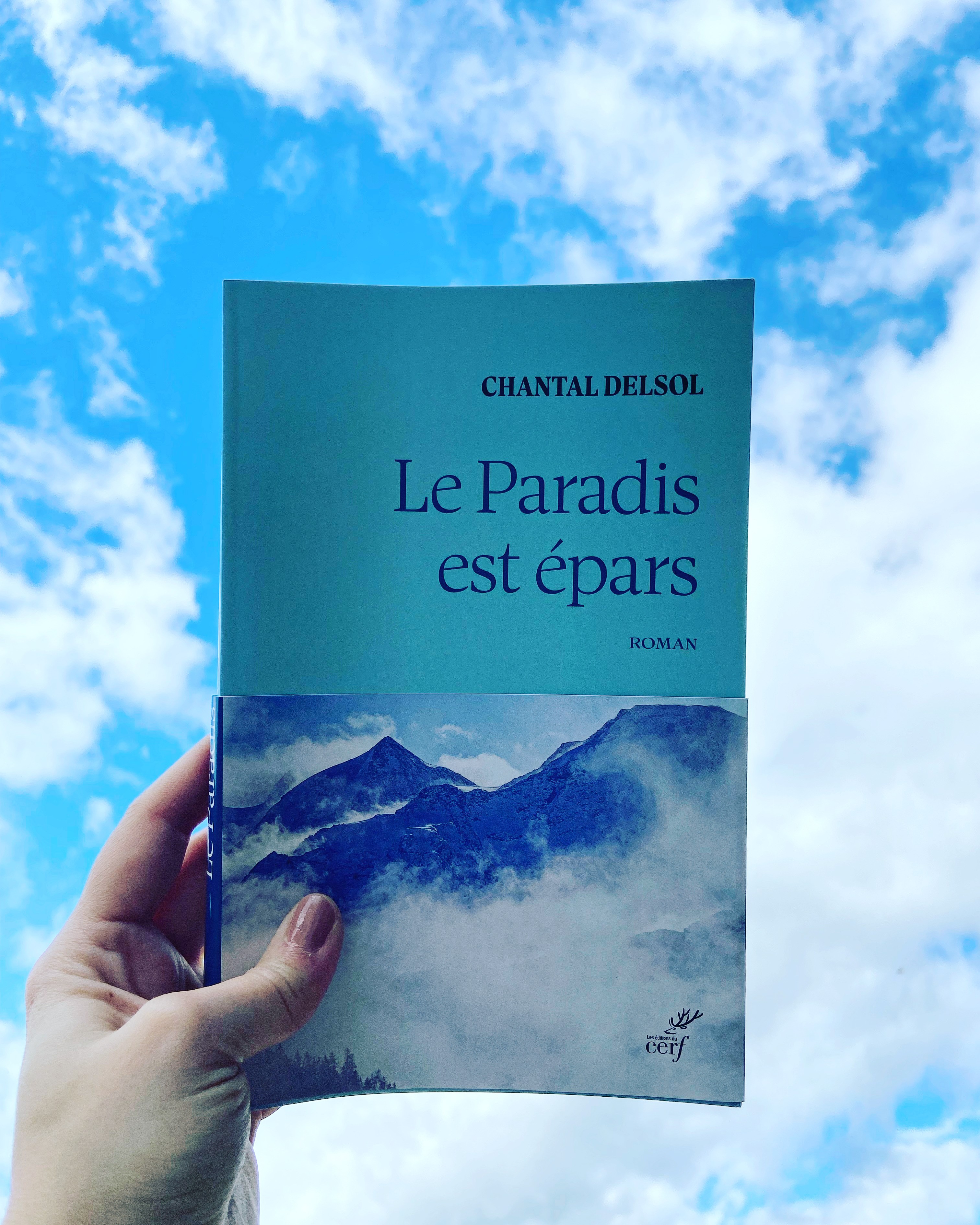 le paradis est épars